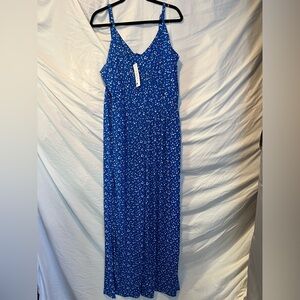 🌺NWT Gilli blue jumpsuit (Bundled price-Bin2)